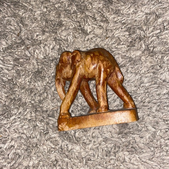 vintage handmade wooden elephant statue - Picture 3 of 5